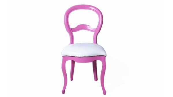 cadira rosa i blanca de fusta tapissada