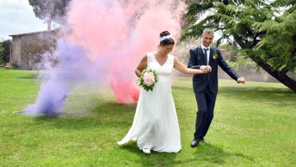 ramalaire wedding planner venda de productes per casamen exemple de fums de colors a terra