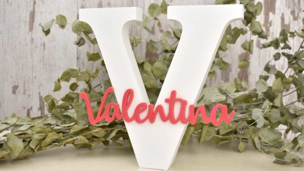 ramalaire wedding planner serveis de casament venda de productes lletres personalitzades amb nom de metacrilat rosa per decoracio exemple de valen
