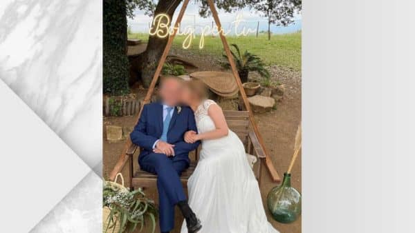 ramalaire wedding planner serveis de casament lloguer de material boig per tu neon i arc triangular exemple de foto