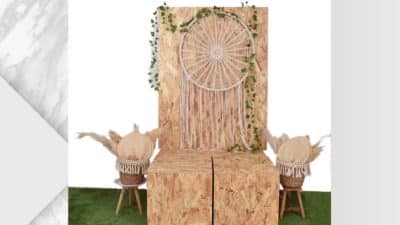 ramalaire wedding planner seveis de casament lloguer de material photocall amb caixes de fusta